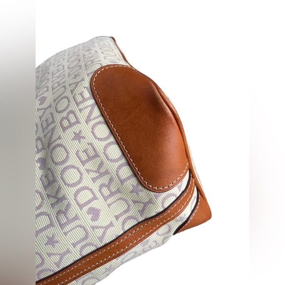 Dooney and Bourke tote bag - Picture 4 of 11